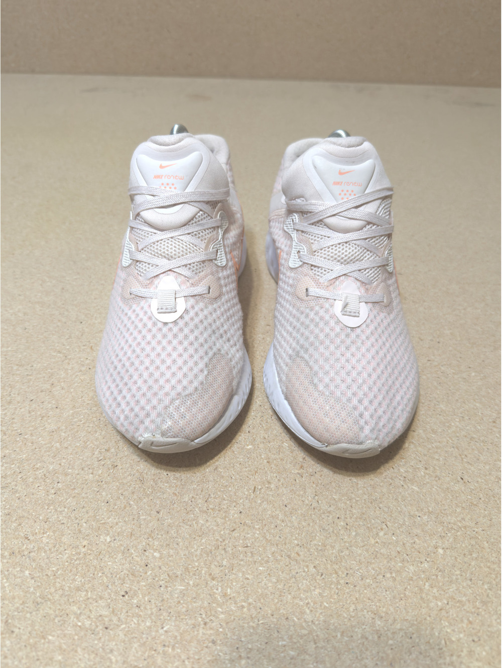 Nike Renew Run 2 Women’s 8.5 Light Soft Pink Running Shoes CU3505-603